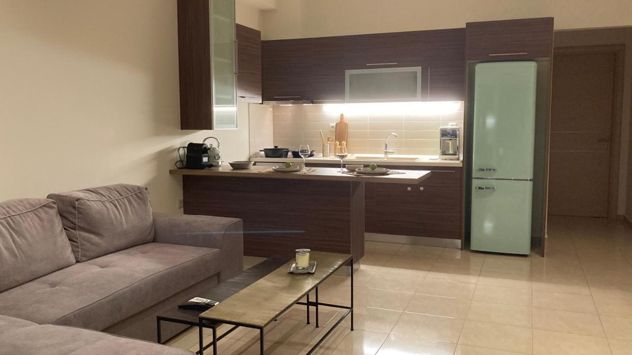 Bright Luxury Apt. ヴォロス エクステリア 写真